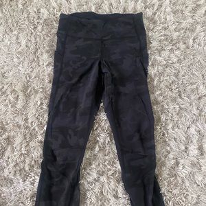 Lululemon legging size 4